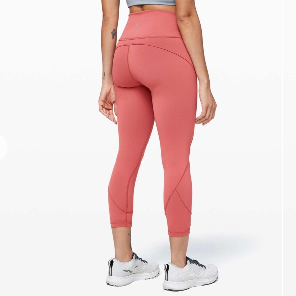Lululemon In Movement Tight 25” Size 10 - Picture 2 of 11